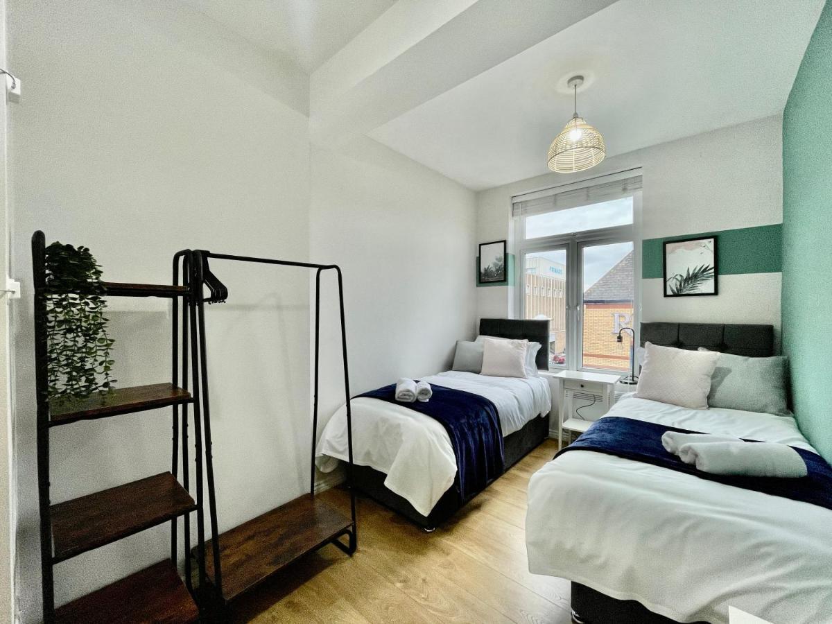 City Centre Gem In Southend Near The Beach, Station And Parking Leilighet Eksteriør bilde